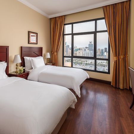 Mercure Grand Hotel Seef - All Suites Al Manamah Esterno foto