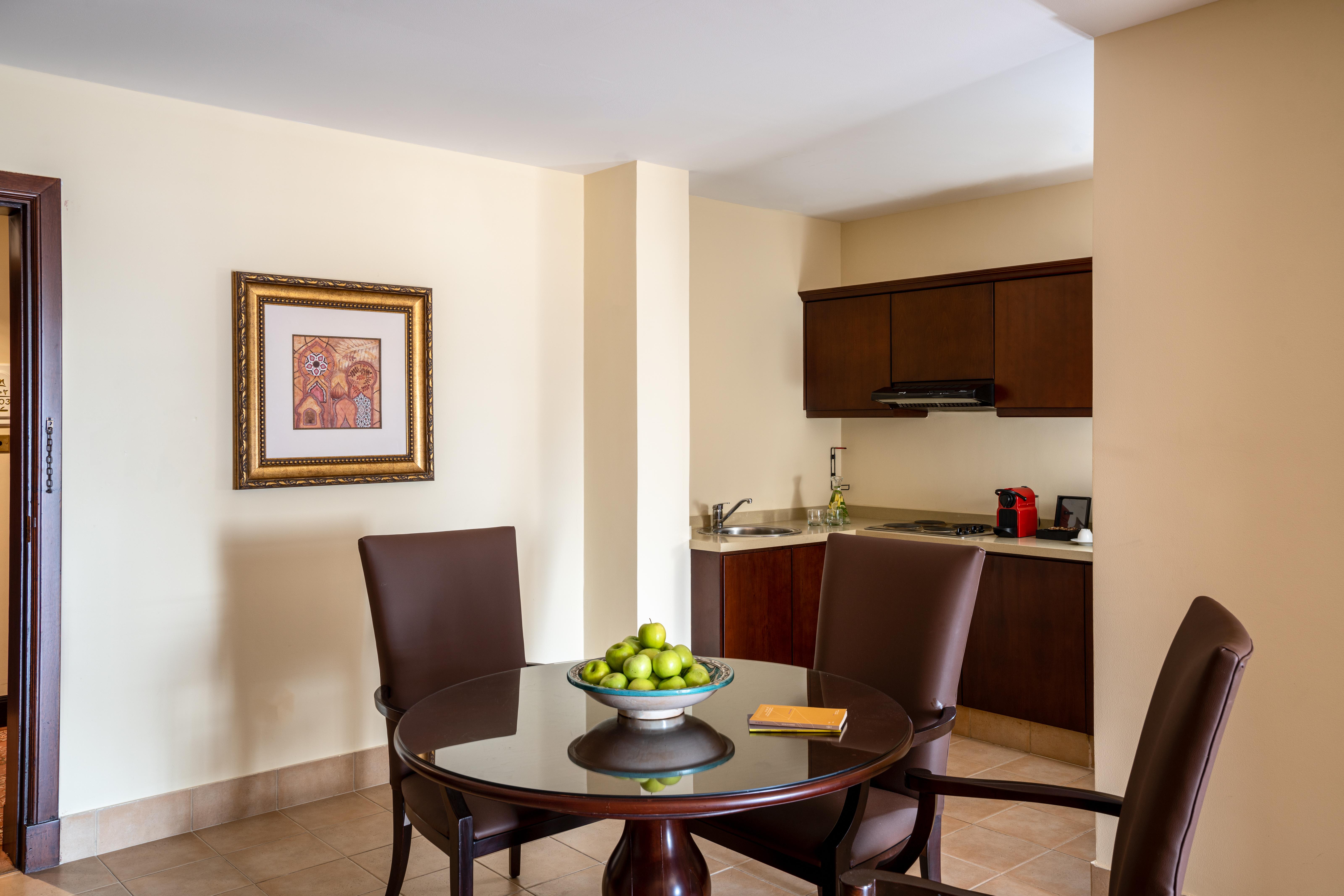 Mercure Grand Hotel Seef - All Suites Al Manamah Esterno foto