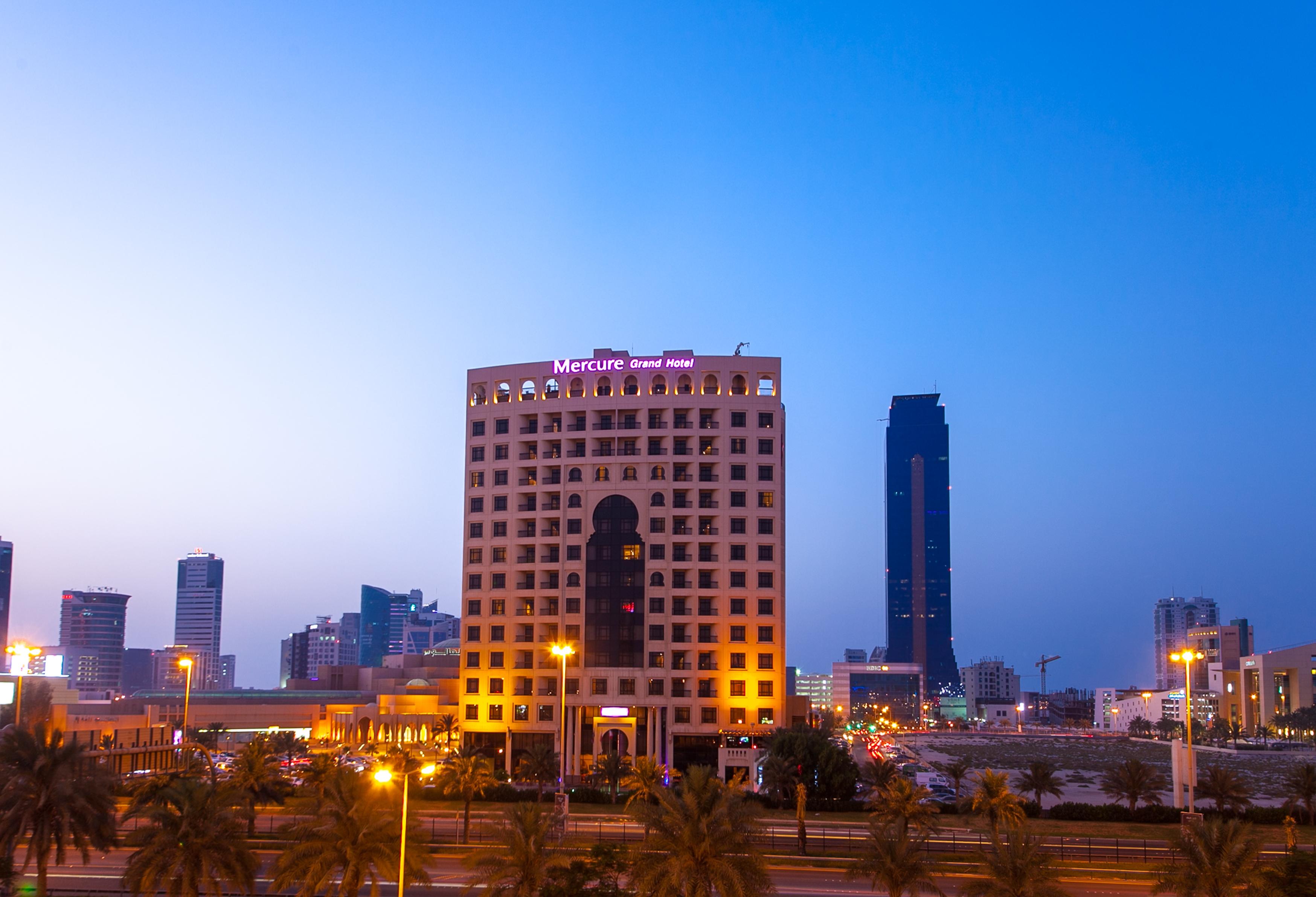 Mercure Grand Hotel Seef - All Suites Al Manamah Esterno foto