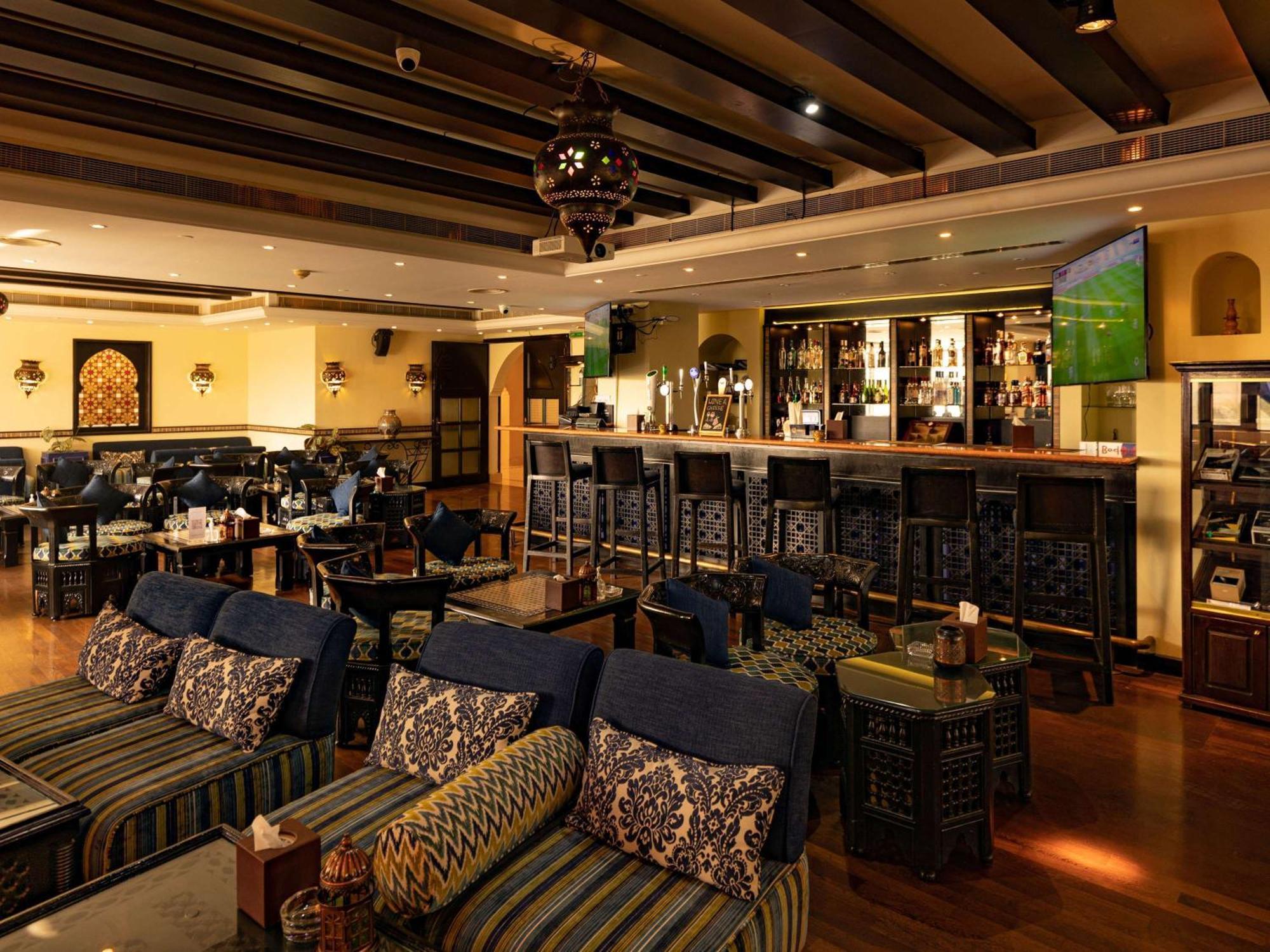 Mercure Grand Hotel Seef - All Suites Al Manamah Esterno foto
